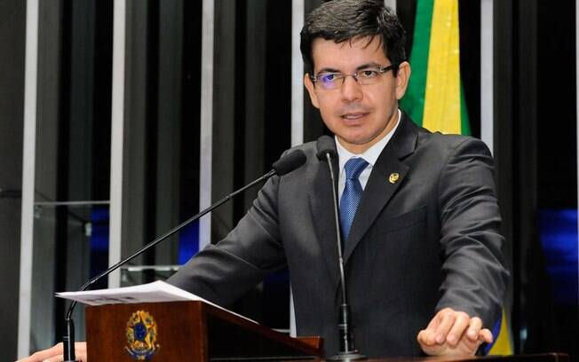 Primeiros políticos brasileiros a se manifestarem nas redes comemoram vitória de Biden Primeiros políticos brasileiros a se manifestarem nas redes comemoram vitória de Biden