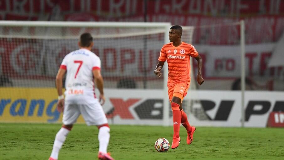 Time também conquistou a primeira vitória no Estádio Beira-Rio