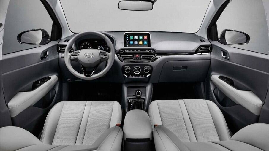 Hyundai HB20 tem boa ergonomia, sistema multimídia de 8 polegadas e velocímetro digital 