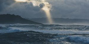 Marinha alerta para ondas de 2,5 metros entre RS e SC