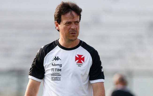 Livre no mercado, Fernando Diniz pode voltar ao Vasco Livre no mercado, Fernando Diniz pode voltar ao Vasco