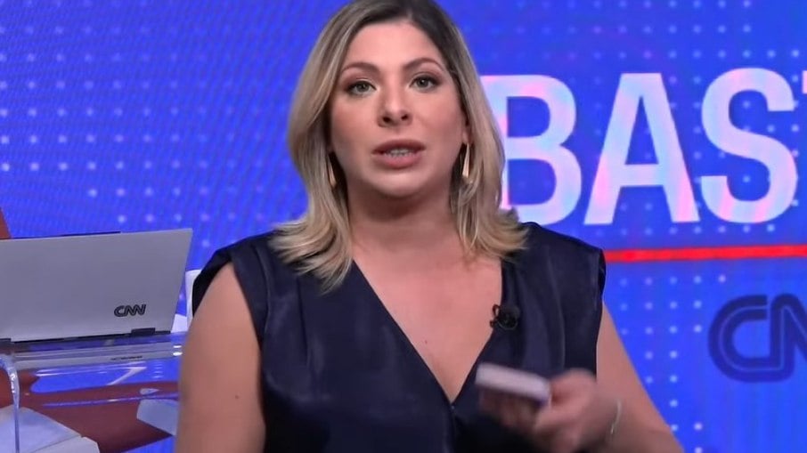 Daniela Lima no comando do CNN 360º