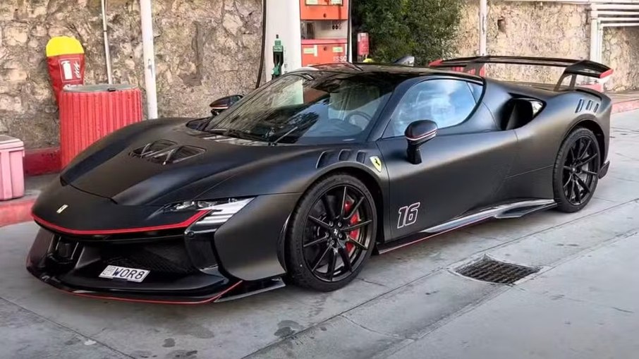 Ferrari SF90XX Stradale Ferrari SF90XX Stradale