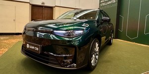 Leapmotor estreia no Brasil com C10, SUV “ultra-híbrido”