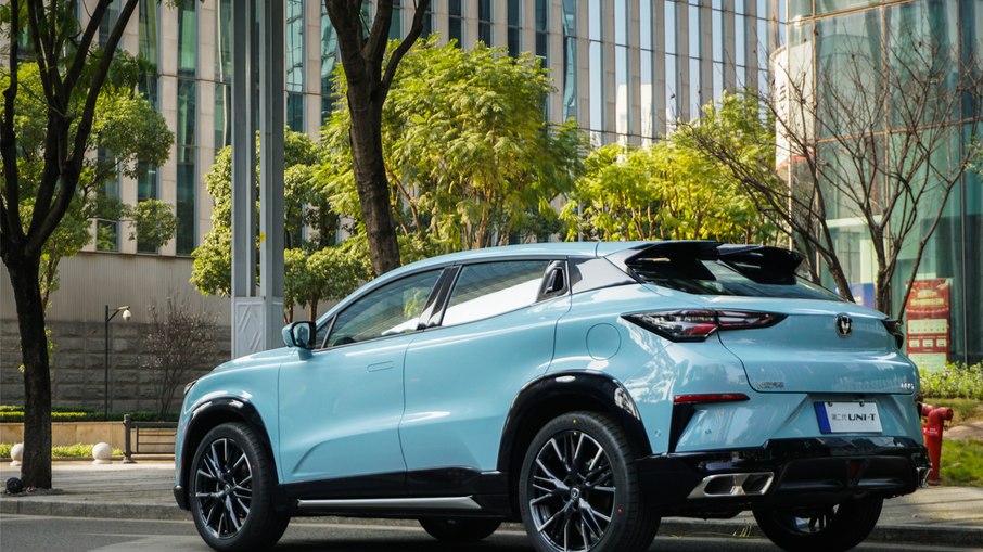 SUV médio será lançado no Brasil para disputar espaço com Compass e Corolla Cross