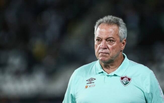 Luiz Eduardo Baptista, dirigente do Flamengo, é condenado a indenizar técnico Abel Braga por danos morais