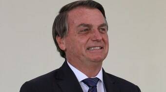 Bolsonaro elogia flexibilização da Reforma Trabalhista