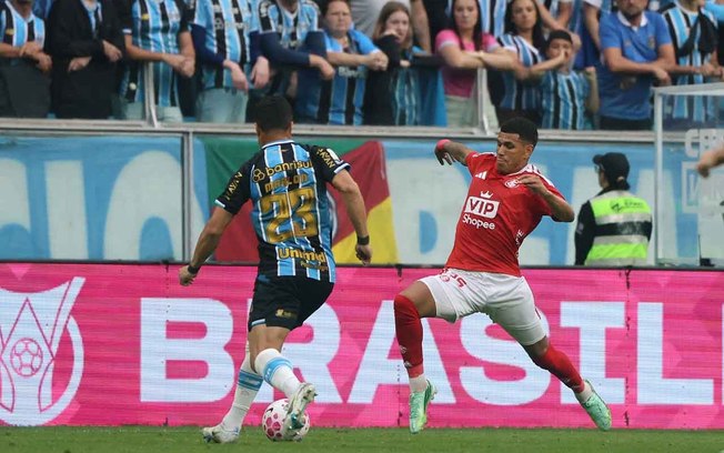 Eduardo Baptista fez sua estreia num Gre-Nal