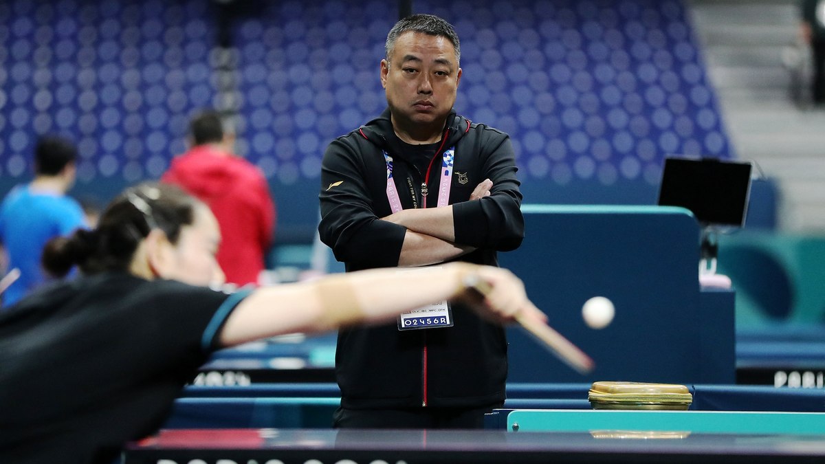Após título de Calderano, Liu Guoliang, chefe do tênis de mesa chinês, renuncia Após título de Calderano, Liu Guoliang, chefe do tênis de mesa chinês, renuncia