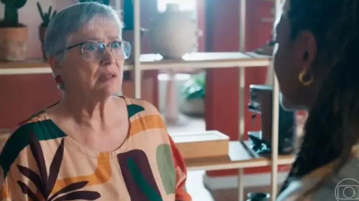Atriz surpreende ao retornar às novelas da Globo após 5 anos