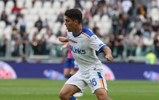 Ex-Barcelona abandona o futebol aos 23 anos por problema cardíaco