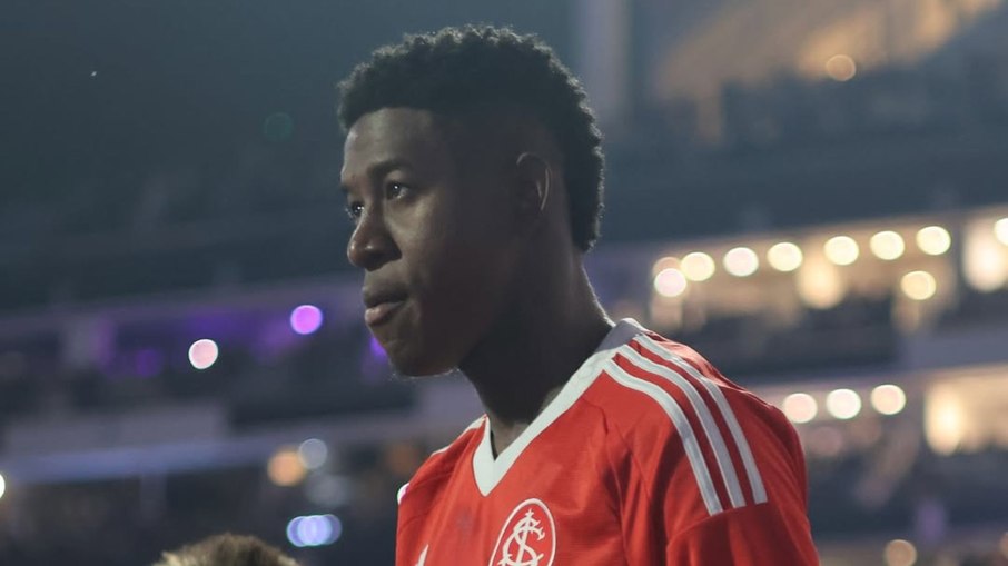 zagueiro Vitão, jogador do Internacional zagueiro Vitão, jogador do Internacional