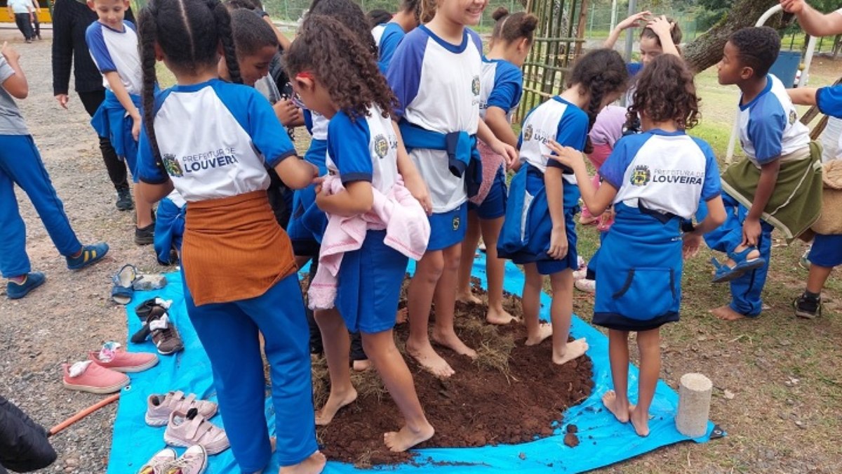 Estudantes participam de oficina em Louveira Estudantes participam de oficina em Louveira