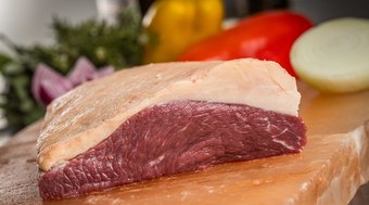 Tarifa%20dos%20EUA%20e%20demanda%20fraca%20derrubam%20carne%20bovina