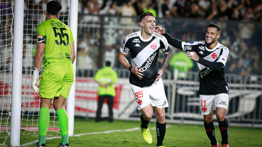 Vasco entra em campo nesta quarta-feira pela Copa Sul-Americana