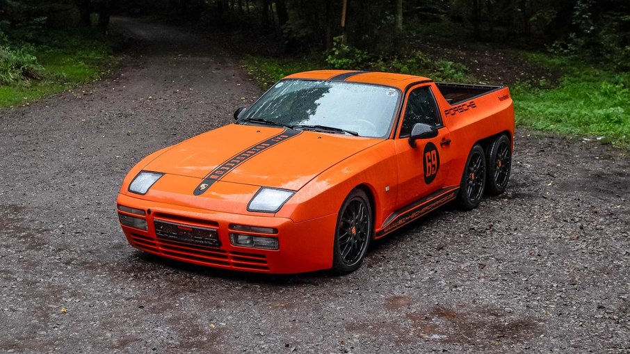 Porsche 944 com 6 rodas