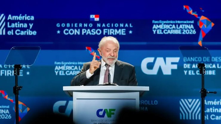 Lula defende união para que terras raras gerem riqueza à AL