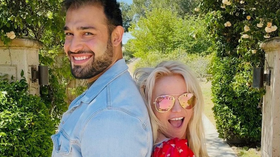 Sam Asghari ameaça divulgar informações 'embaraçosas' de Britney Spears após divórcio