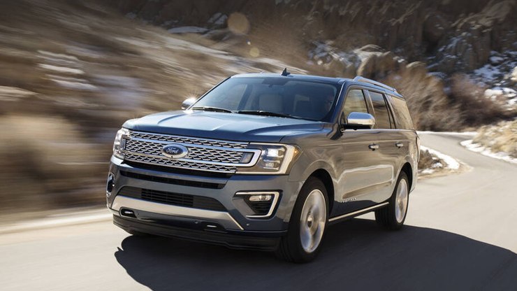 Ford%20convoca%20mais%20de%20330%20mil%20ve%C3%ADculos%20para%20recall