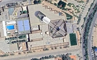Embaixada dos EUA na Arábia Saudita é atingida por drones Embaixada dos EUA na Arábia Saudita é atingida por drones