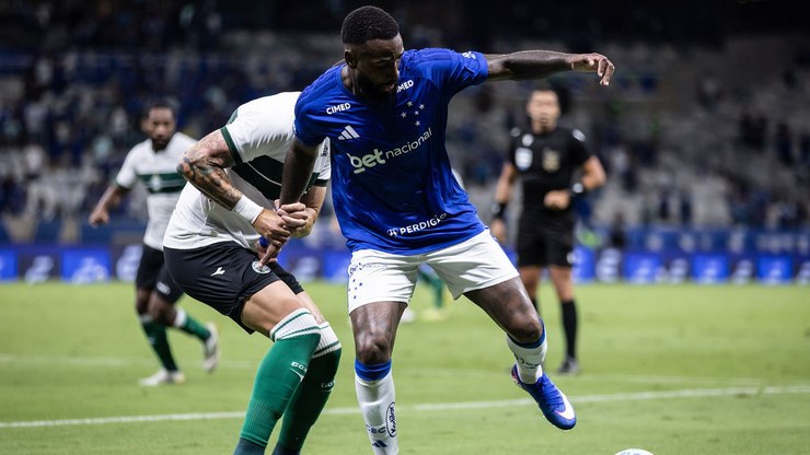 Coritiba surpreende e derrota Cruzeiro no Mineirão