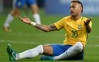 Barreira do idioma ou estratégia? Ancelotti despista sobre Neymar