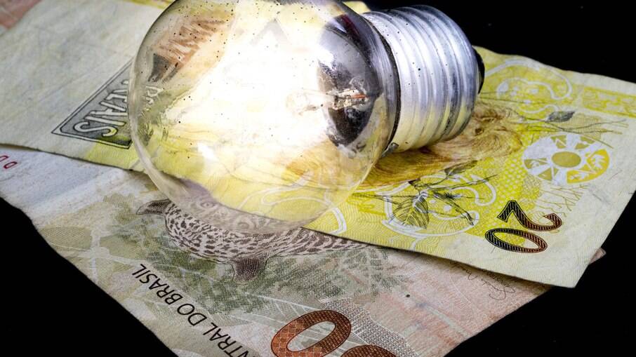 MP da crise hídrica pode encarecer até R$ 46,5 bi a conta de luz