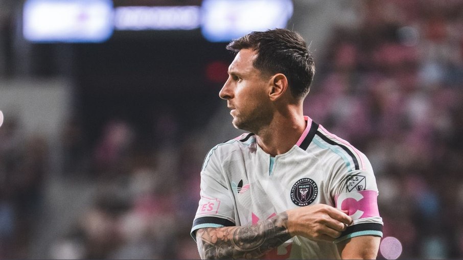 Messi perdeu o pai na semana passada
