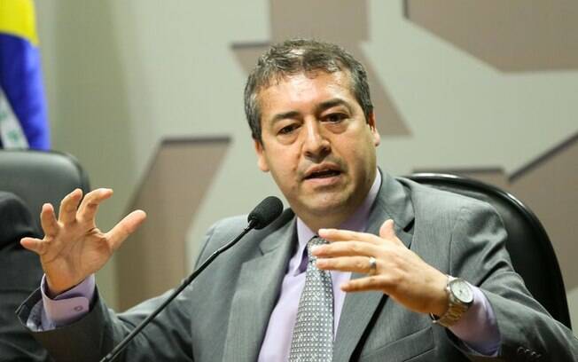 Ministro do Trabalho, Ronaldo Nogueira, exaltou os supostos benefícios da Reforma Trabalhista em pronunciamento em rede  nacional