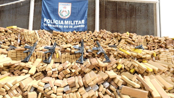 48 toneladas de maconha: PM do Rio faz maior apreensão do Brasil