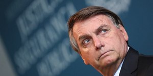 Defesa de Bolsonaro pede fim da prisão domiciliar ao STF