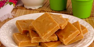 Invista em um doce de leite de corte para uma receita perfeita