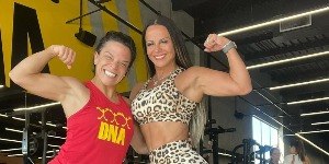 Personal das famosas conta bastidores do trabalho: 'Fada das bundas'