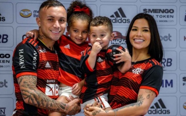 Cebolinha, do Flamengo, e Isa Ranieri tiveram três filhos durante o relacionamento Cebolinha, do Flamengo, e Isa Ranieri tiveram três filhos durante o relacionamento