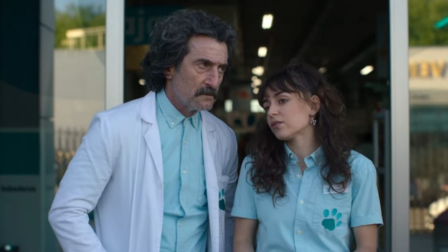 O ator Luis Zahera e a atriz Lucía Caraballo em Animal O ator Luis Zahera e a atriz Lucía Caraballo em Animal