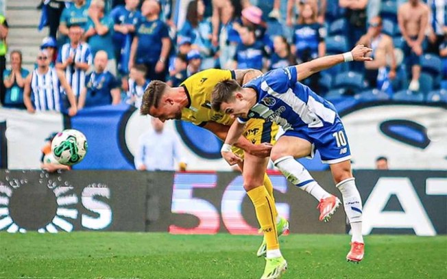 Em pleno Estádio do Dragão, o Porto não sai do 2 a 2 com o  Famalicão