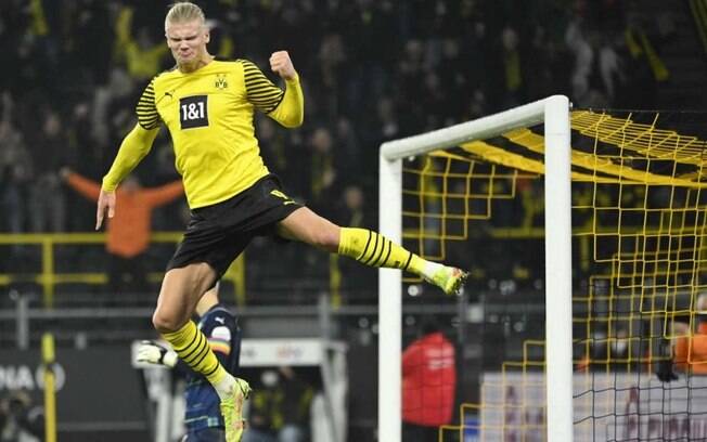 Haaland pode ser relacionado pelo Borussia Dortmund contra o Rangers, pela Liga Europa