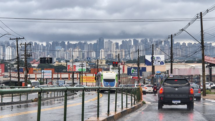 Ap%C3%B3s%20chuva%20intensa%2C%20cidades%20de%20Goi%C3%A1s%20t%C3%AAm%20novo%20risco%20de%20tempestade