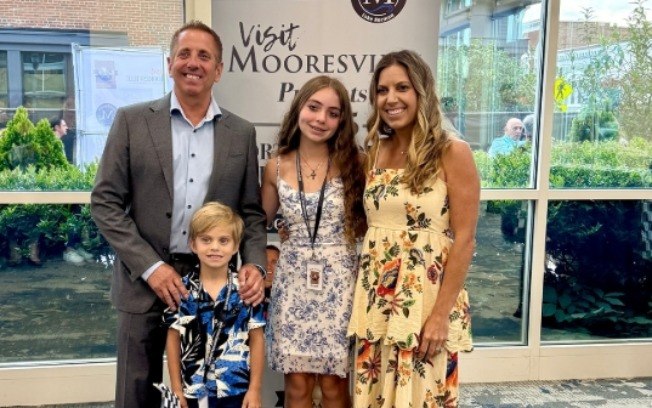 Queda de jato mata Greg Biffle e familia