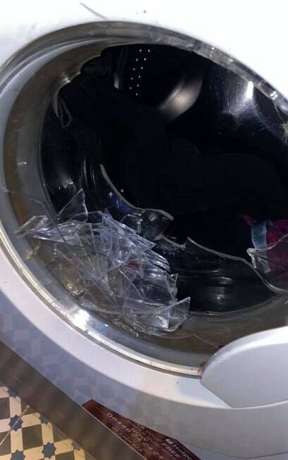 Máquina de lavar quebrada