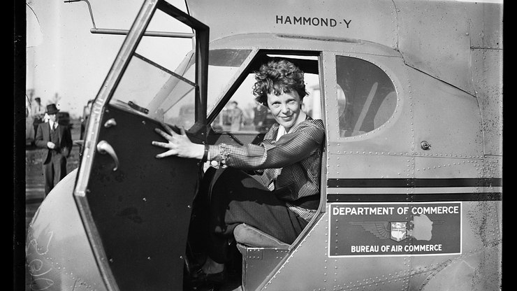 Expedi%C3%A7%C3%A3o%20volta%20%C3%A0%20ilha%20remota%20em%20busca%20do%20avi%C3%A3o%20de%20Amelia%20Earhart