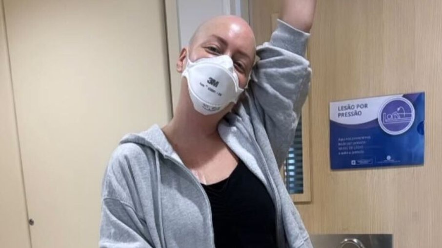 Influenciadora ganhou alta após ficar quase 2 dias no hospital