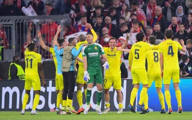 Lateral do Villarreal rasga elogios ao Liverpool: 'Equipe mais equilibrada da Europa'