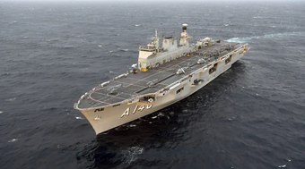 Conheça o maior navio de guerra da América Latina, a caminho do RS