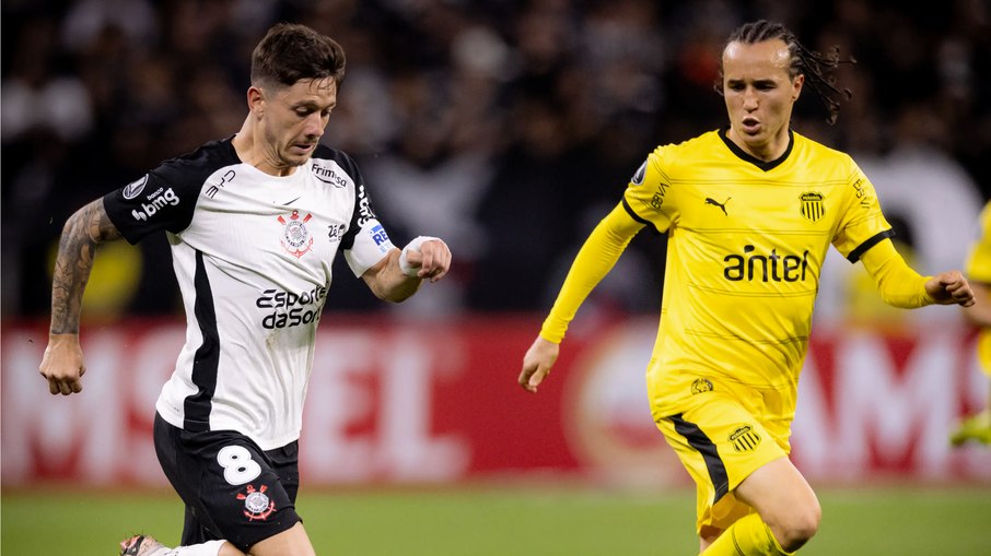 Peñarol e Corinthians se enfrentam nesta quinta-feira (21)