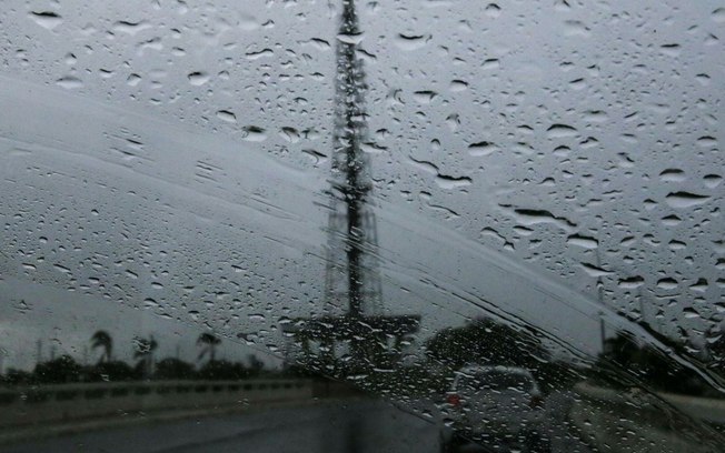 Semana começa com chuva Semana começa com chuva