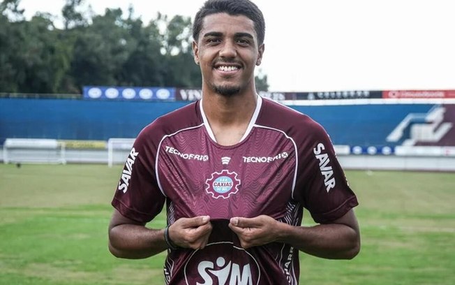 Luiz Fernando volta ao Fluminense e pode ser opção para treinador