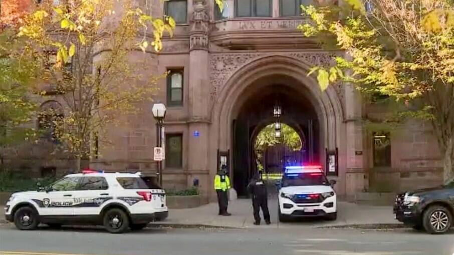 Universidade de Yale é evacuada após ameaças de bomba
