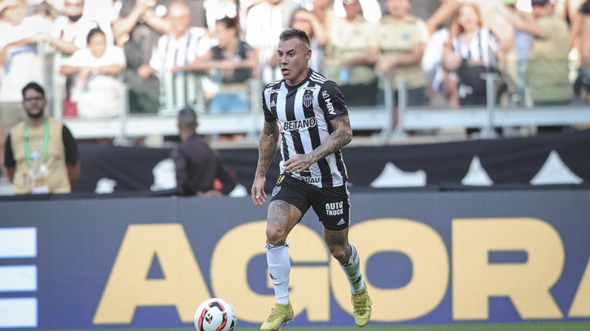 Atlético liberou Eduardo Vargas para procurar novo clube Atlético liberou Eduardo Vargas para procurar novo clube