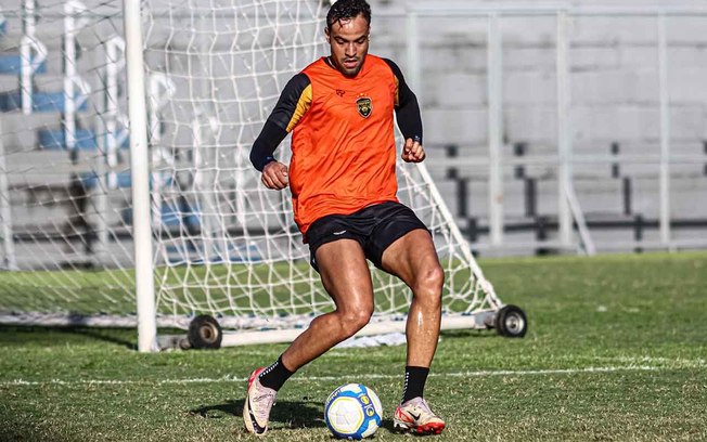 Diogo durante treino do Amazonas